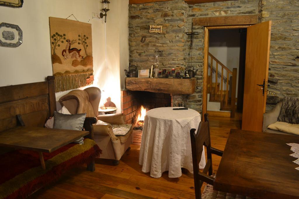 Villa Casa De Onor à Rio de Onor Extérieur photo